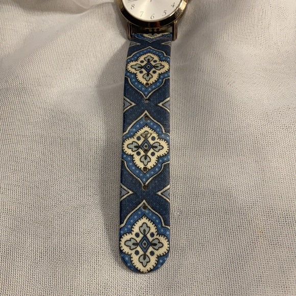 Vera Bradley Watch - Picture 4 of 7